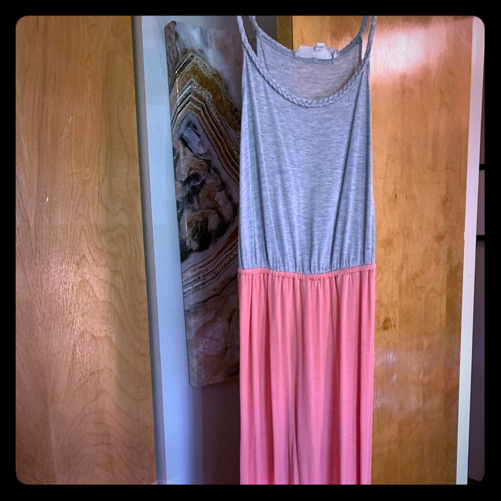 Long simple summer dress.
